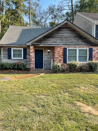 1453 Roxbury Ct, Jackson, MS 39211