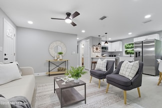 337 Sonora Dr, Orange Park, FL 32073