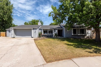 10276 W Summerwind Dr, Boise, ID 83704
