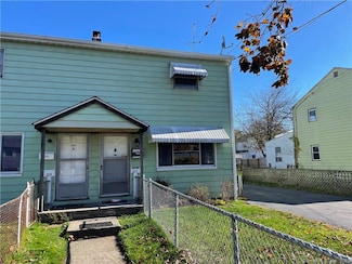 213 Larkin Ct, Stratford, CT 06615