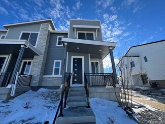 22841 E Stanford Ln Unit A, Aurora, CO 80016
