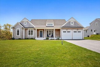 19 Ridgehill Ln, Sagamore Beach, MA 2562