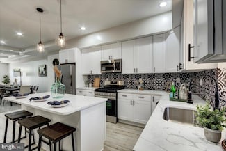 2610 E Hoffman St, Baltimore, MD 21213