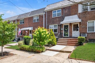 717 160th St, Beechhurst, NY 11357