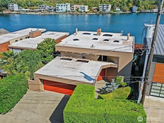 5622 39th Ave W, Seattle, WA 98199