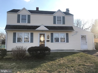 508 School House Ln, Willow Grove, PA 19090