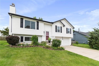 1706 Clear Creek Dr, Kearney, MO 64060