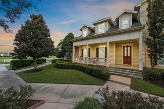 4 Barque Ln, Galveston, TX 77554