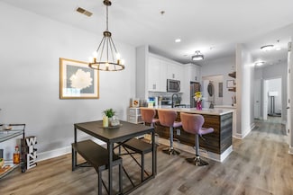 7234 Althorp Way Unit 8, Nashville, TN 37211