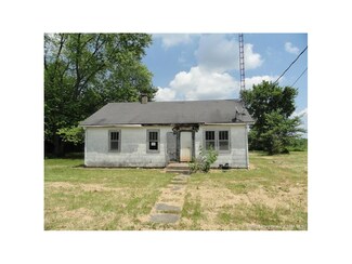6602 S County Road 675 E, Hardinsburg, IN 47125