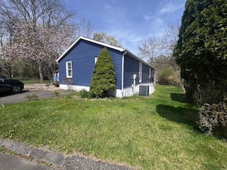 28 Crescent Park Rd, Westport, CT 06880