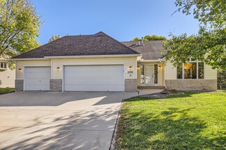 13030 Red Fox Rd, Rogers, MN 55374