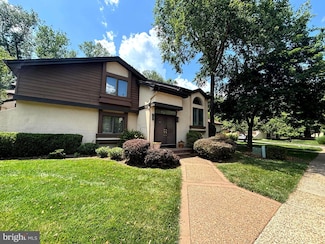 514 Sayre Dr, Princeton, NJ 08540