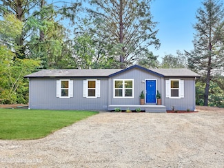 35134 Labrador Ln, Astoria, OR 97103