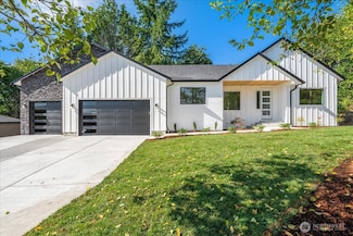 937 Edinburgh Ct, Kelso, WA 98626