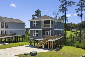 765 Bay Breeze Dr, Biloxi, MS 39532