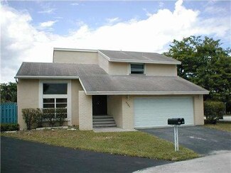 3792 NW 73rd Way, Coral Springs, FL 33065