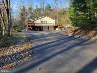 3304 New Baltimore Rd, Fayetteville, PA 17222