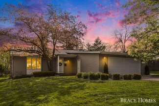 1552 Sherwood Ave SE, Grand Rapids, MI 49506