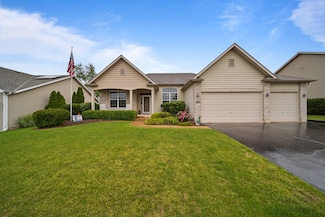 2516 Eisenhower Blvd, McHenry, IL 60051