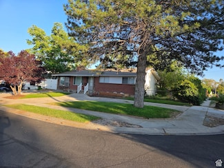 3947 W Ridgeview Way, Salt Lake City, UT 84118