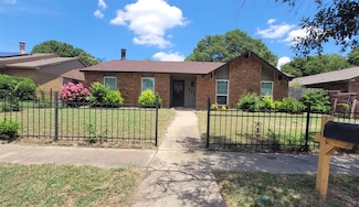 7331 Emory Oak Ln, Dallas, TX 75249