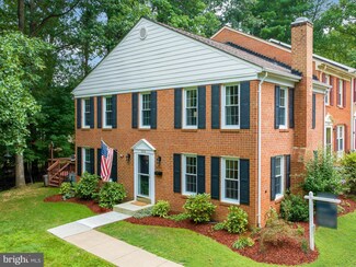 2304 Horseferry Ct, Reston, VA 20191