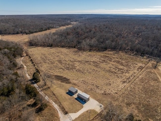000 J, Collins, MO 64738