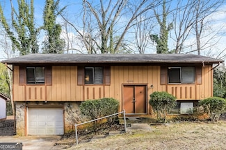 3592 Orbit Ct, Ellenwood, GA 30294
