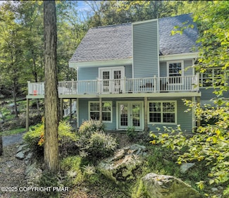 3118 Cherry Ridge Rd, Bushkill, PA 18324