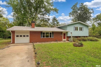 1301 W Court St, Carbondale, IL 62901