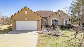 2407 S Holloway Rd, Oak Grove, MO 64075