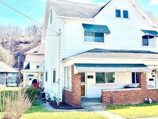 436 4th Ave, Ford City, PA 16226