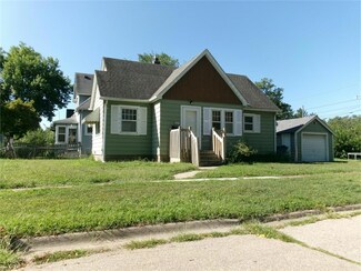 307 Kern St, Waterloo, IA 50703