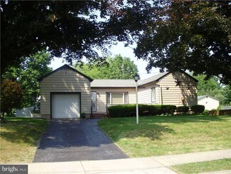 501 W Franklin St, Womelsdorf, PA 19567