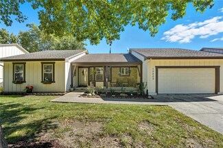 18809 Sunrise Dr, Belton, MO 64012