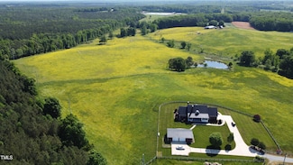 455 Hogan Farm Rd, Seagrove, NC 27341