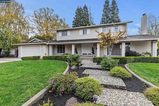 2201 Quiet Place Dr, Walnut Creek, CA 94598