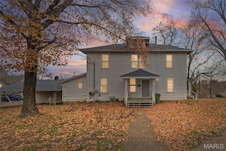 237 Maple St, Chester, IL 62233