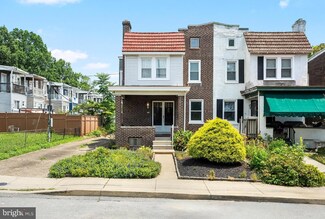 709 W 30th St, Wilmington, DE 19802