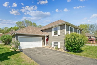7350 Williams Ln, Eden Prairie, MN 55346