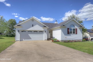 505 W Gault St, Carl Junction, MO 64834