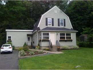 175 Clover St, Worcester, MA 01603