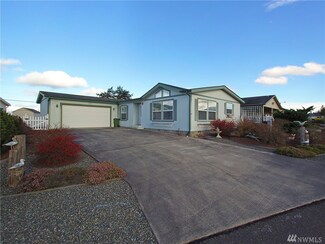 190 Winterhawk St, Sequim, WA 98382