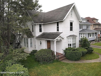 547 Wyoming Ave, Wyoming, PA 18644