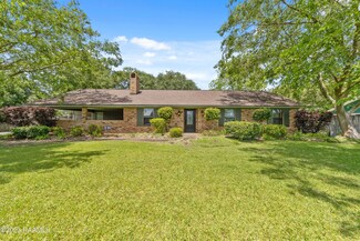 214 Benoit Patin Rd, Scott, LA 70583