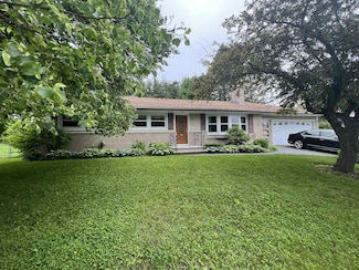 23 Champlain Ave, Lewiston, ME 04240