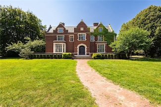 935 East Ave, Rochester, NY 14607