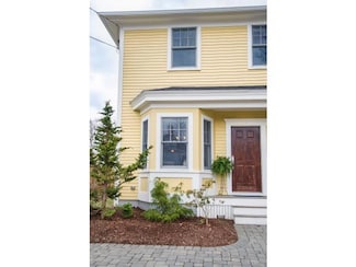 18 Cable Rd, Rye, NH 03870