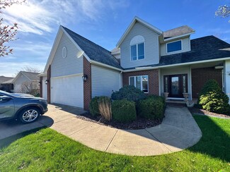 2453 Whitney Ave, Ontario, OH 44906